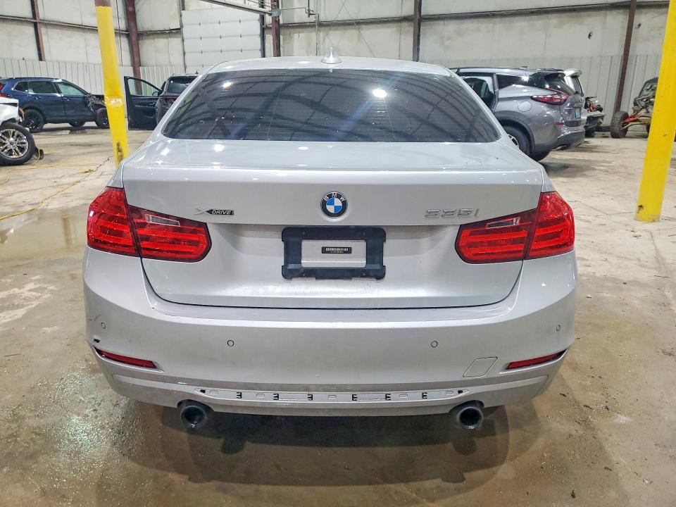 Продажа на аукционе авто 2014 Bmw 335, vin: WBA3B9C55EF588644, номер лота: 45796136