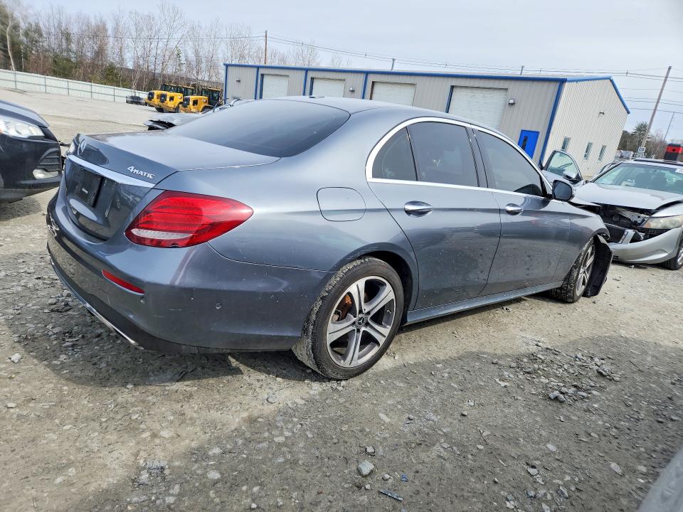 79507905 :رقم المزاد ، WDDZF4KB1KA585072 vin ، 2019 Mercedes-benz E مزاد بيع