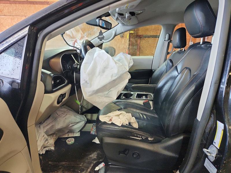 79893605 :رقم المزاد ، 2C4RC1EG0HR837617 vin ، 2017 Chrysler Pacifica مزاد بيع