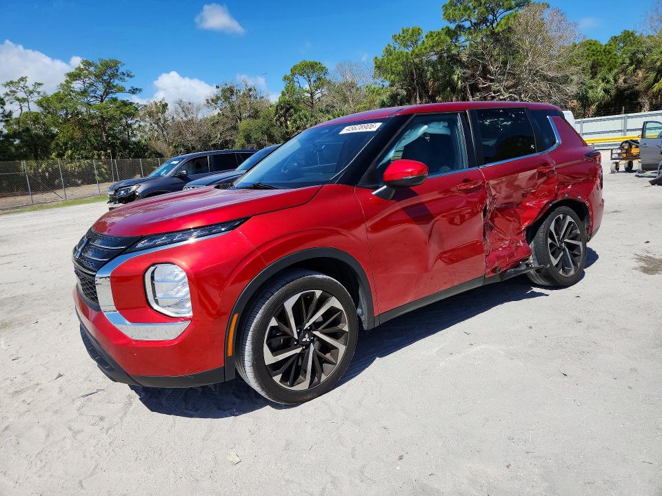 Продаж на аукціоні авто 2022 Mitsubishi Outlander, vin: JA4J3TA87NZ023774, номер лоту: 45628906