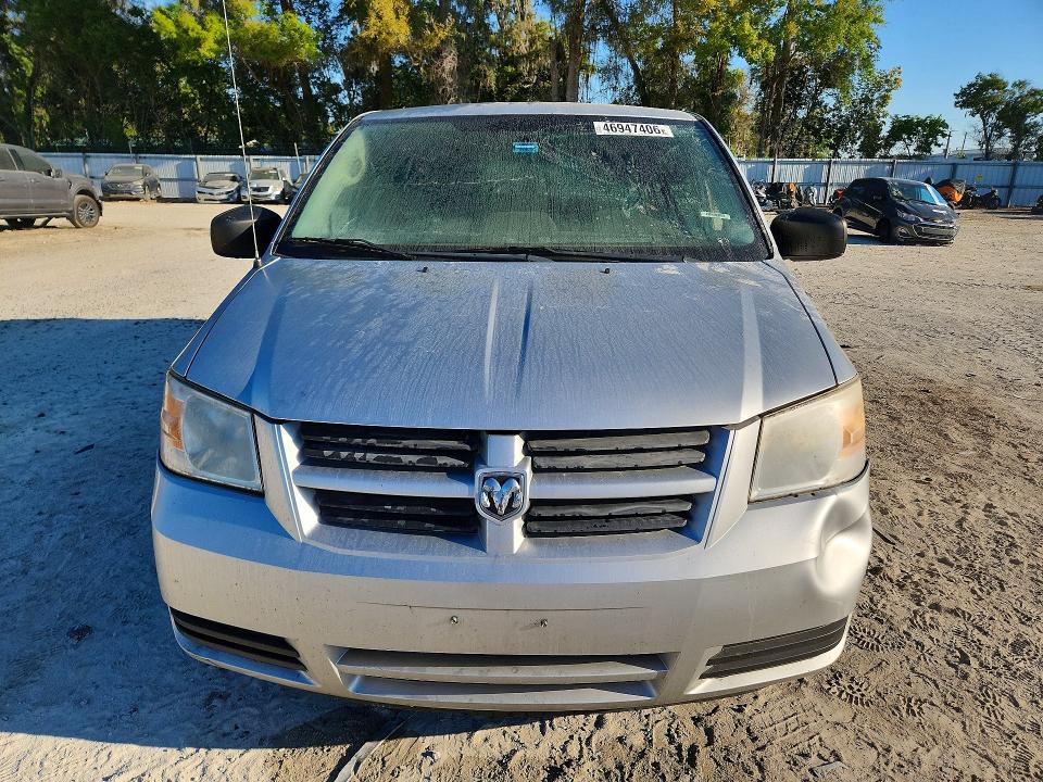 46947406 :رقم المزاد ، 2D4RN4DE0AR147063 vin ، 2010 Dodge Grand Caravan مزاد بيع