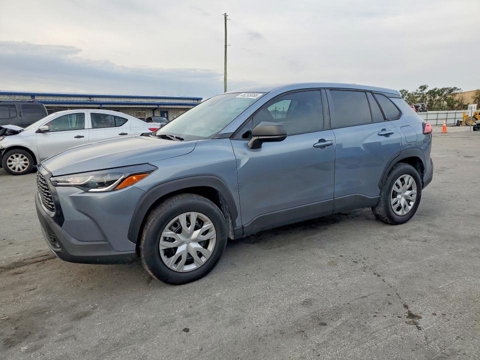 Продажа на аукционе авто 2022 Toyota Corolla Cross, vin: 7MUAAAAG2NV033689, номер лота: 46295886