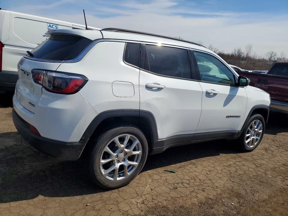 46711496 :رقم المزاد ، 3C4NJDFN8RT583754 vin ، 2024 Jeep Compass مزاد بيع