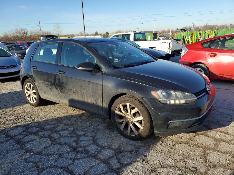 46567976 :رقم المزاد ، 3VWG57AU7KM002321 vin ، 2019 Volkswagen Golf مزاد بيع