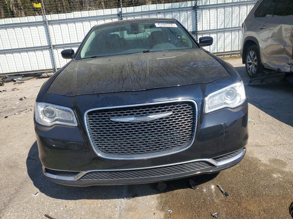 45988356 :رقم المزاد ، 2C3CCAAG9JH165052 vin ، 2018 Chrysler 300 مزاد بيع