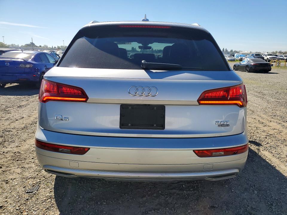 Продаж на аукціоні авто 2018 Audi Q5, vin: WA1ANAFY8J2020165, номер лоту: 45924706
