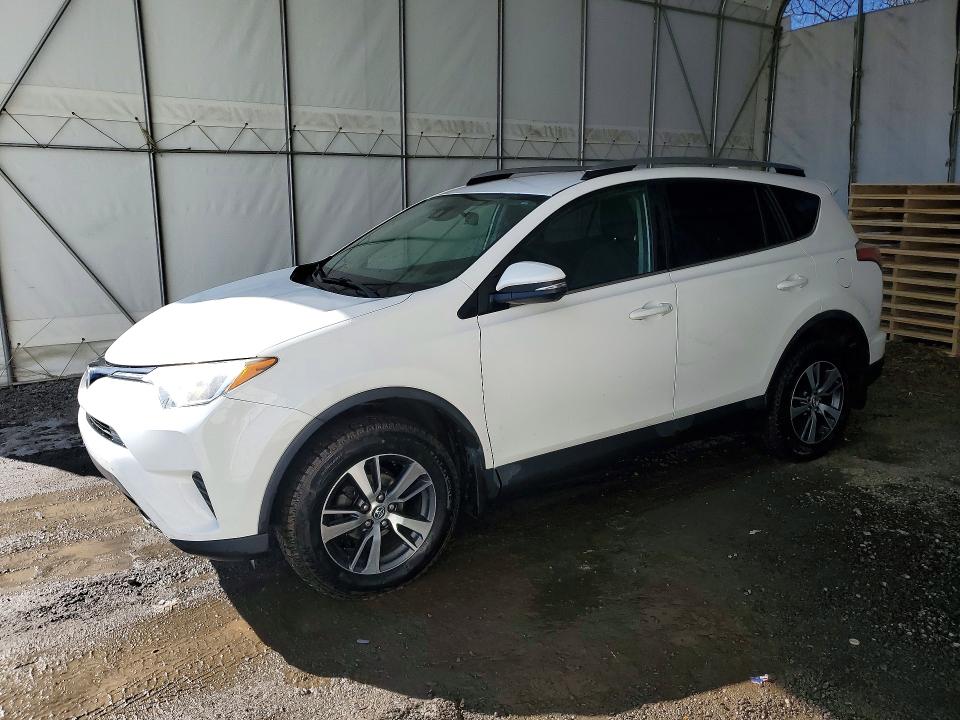 Продажа на аукционе авто 2018 Toyota Rav4, vin: 2T3ZFREV2JW425408, номер лота: 79758305