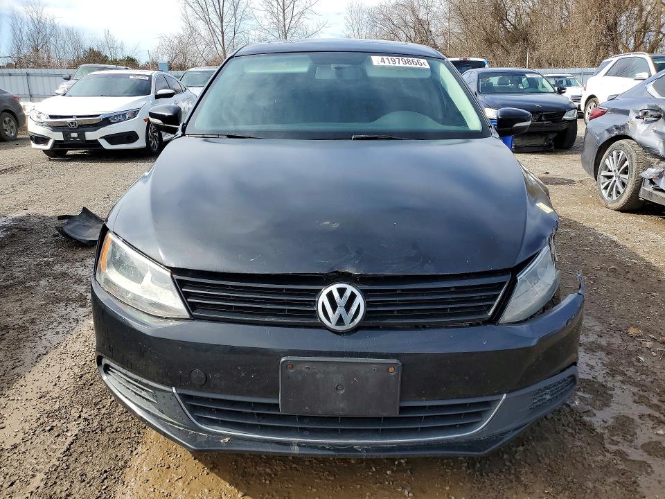 41979866 :رقم المزاد ، 3VWDX7AJ6DM397646 vin ، 2013 Volkswagen Jetta مزاد بيع