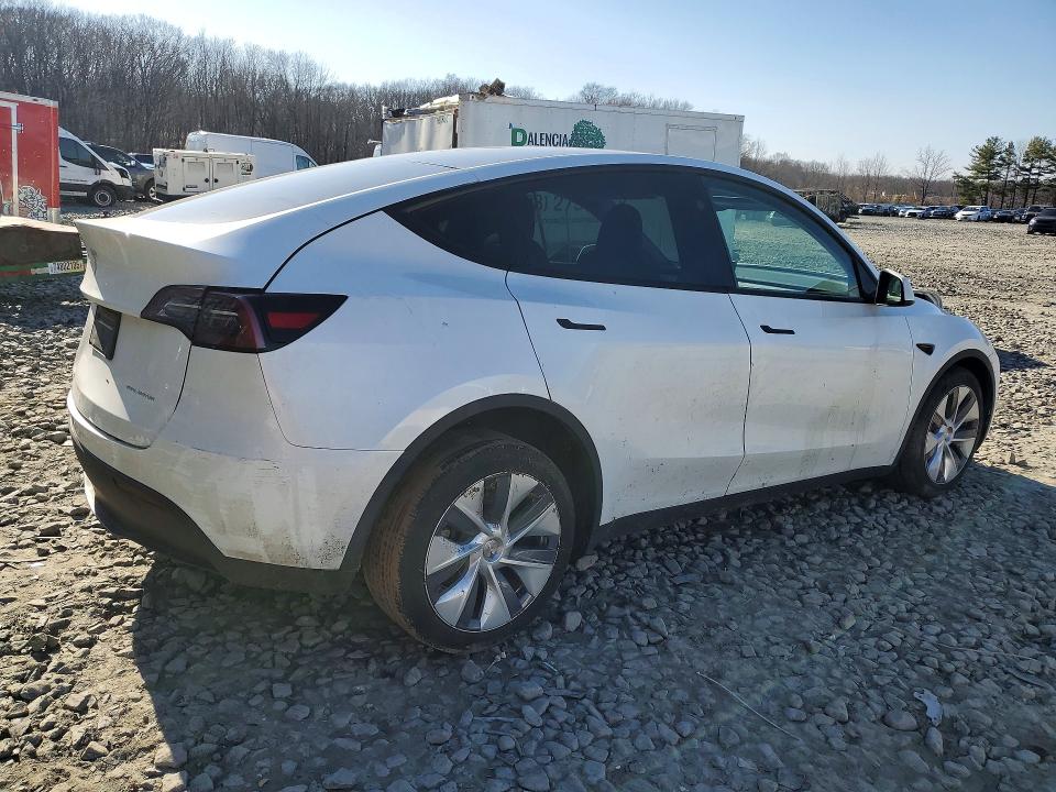 45565016 :رقم المزاد ، 7SAYGDEE8PA173058 vin ، 2023 Tesla Model Y مزاد بيع