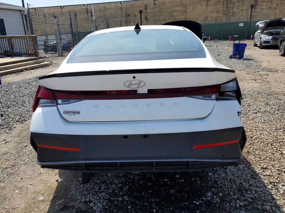 2025 Hyundai Elantra მანქანა იყიდება აუქციონზე, vin: KMHLM4DG8SU918022, აუქციონის ნომერი: 46045646