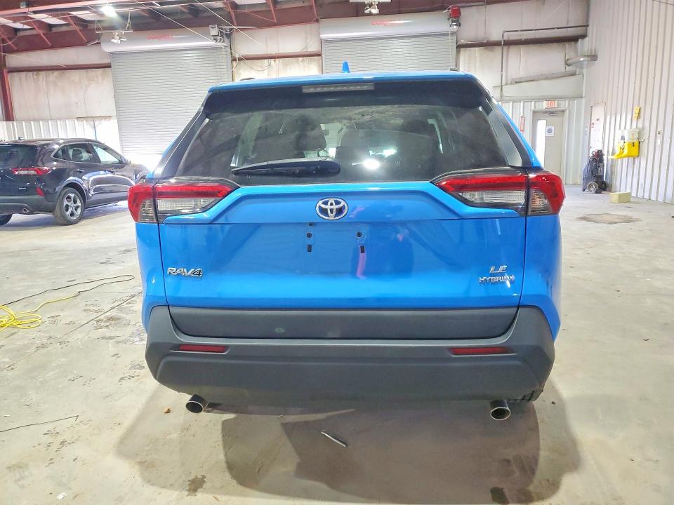 78100485 :رقم المزاد ، 4T3L6RFV6MU026557 vin ، 2021 Toyota Rav4 Hybrid مزاد بيع