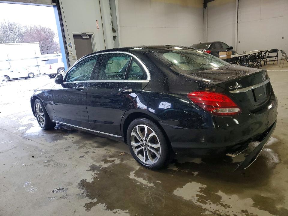 Продажа на аукционе авто 2018 Mercedes-benz C, vin: 55SWF4KB8JU246438, номер лота: 45843146