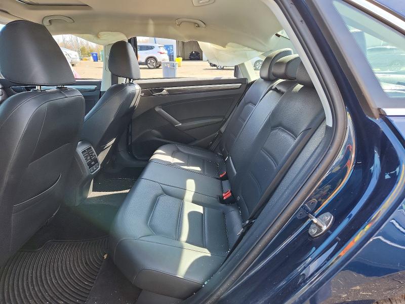 Продажа на аукционе авто 2018 Volkswagen Passat, vin: 1VWBA7A3XJC027629, номер лота: 45808856