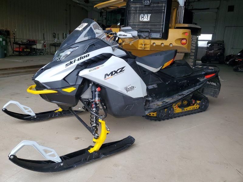 47817136 :رقم المزاد ، 2BPSUERBXRV000032 vin ، 2024 Ski Doo Mxz 600 R Etec مزاد بيع
