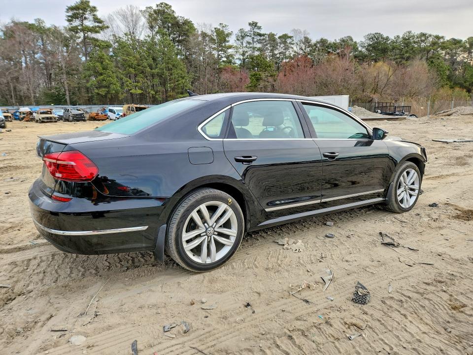 2016 Volkswagen Passat მანქანა იყიდება აუქციონზე, vin: 1VWCT7A39GC064629, აუქციონის ნომერი: 47281206