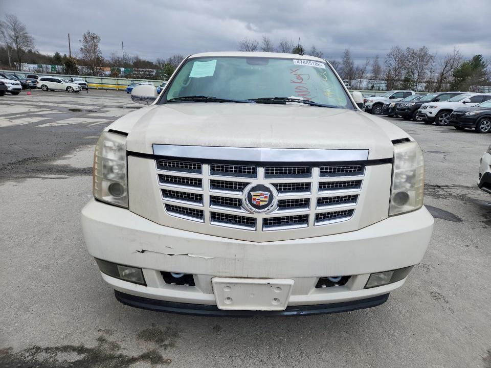 2010 Cadillac Escalade მანქანა იყიდება აუქციონზე, vin: 1GYUKAEF3AR101569, აუქციონის ნომერი: 47805186
