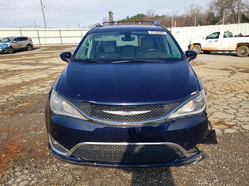 79745005 :رقم المزاد ، 2C4RC1BG3HR538806 vin ، 2017 Chrysler Pacifica مزاد بيع