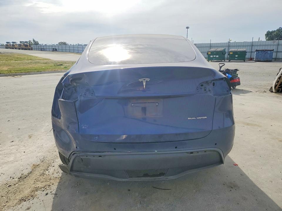 Продажа на аукционе авто 2022 Tesla Model Y, vin: 7SAYGDEE8NF552609, номер лота: 47831956