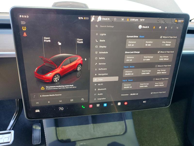 2024 Tesla Model Y მანქანა იყიდება აუქციონზე, vin: 7SAYGDEEXRA262097, აუქციონის ნომერი: 79130035