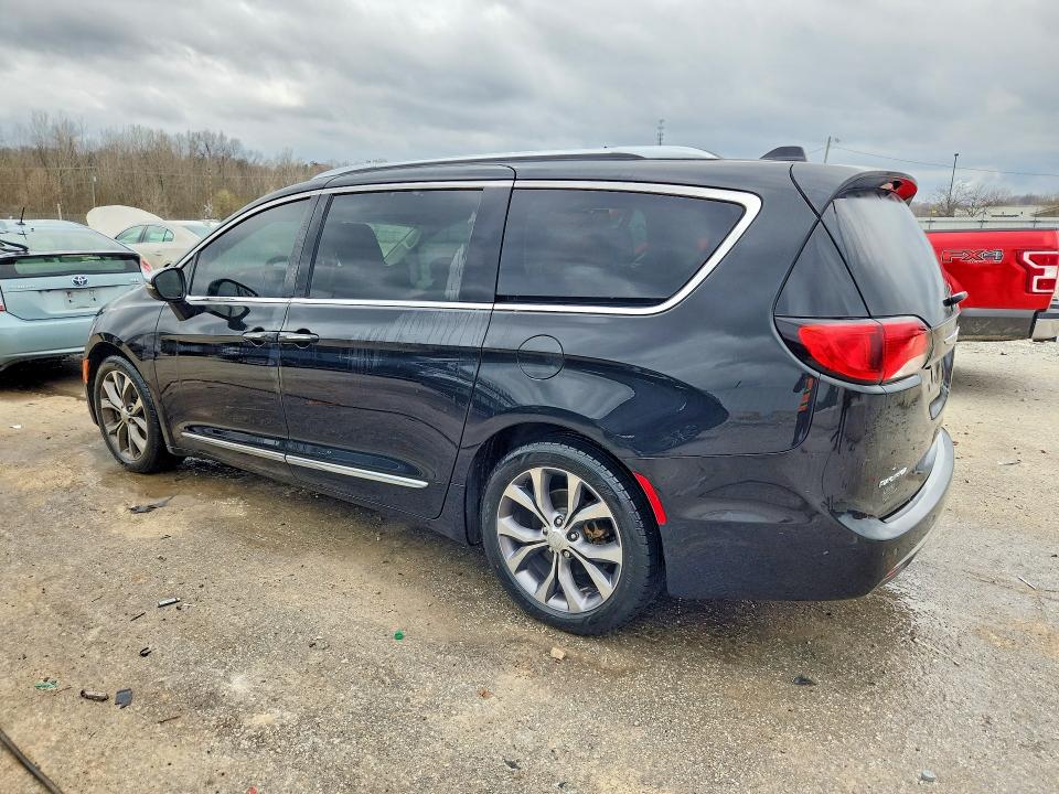 Продажа на аукционе авто 2017 Chrysler Pacifica, vin: 2C4RC1GG4HR683653, номер лота: 79994385