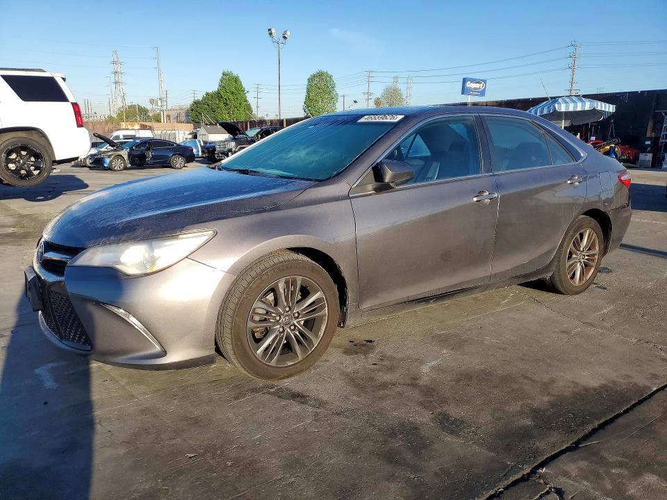 2017 Toyota Camry მანქანა იყიდება აუქციონზე, vin: 4T1BF1FK6HU668570, აუქციონის ნომერი: 46559626