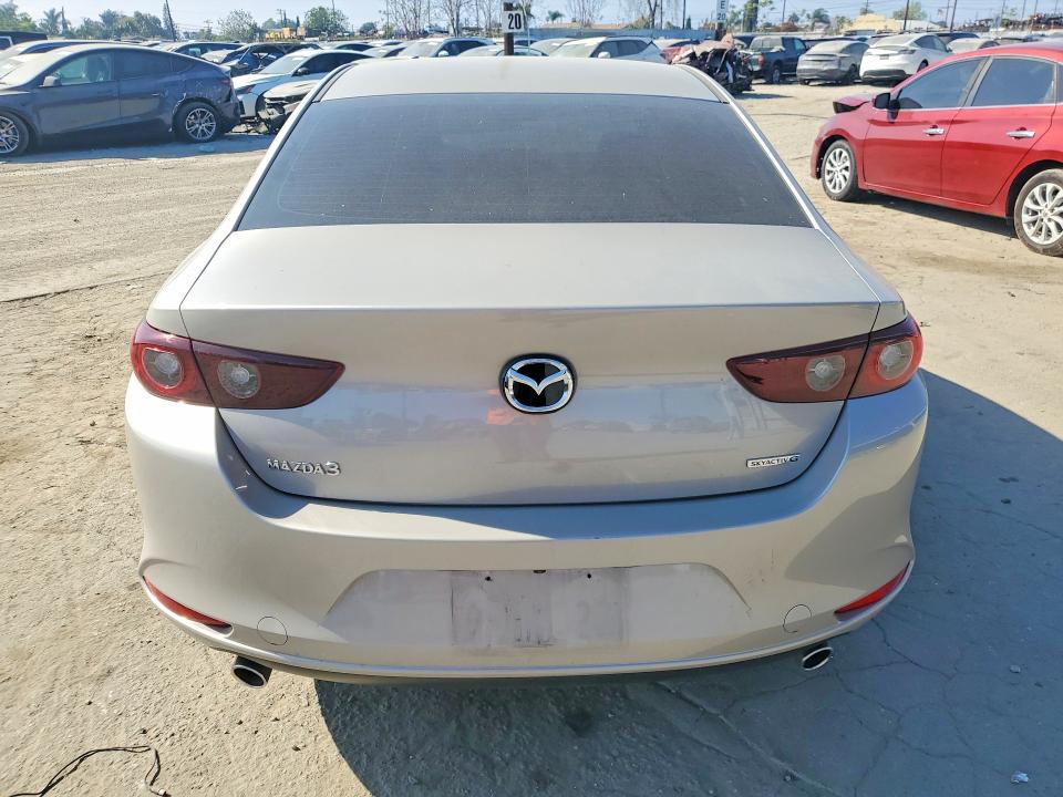 Продажа на аукционе авто 2025 Mazda 3, vin: JM1BPABM0S1769010, номер лота: 47650836