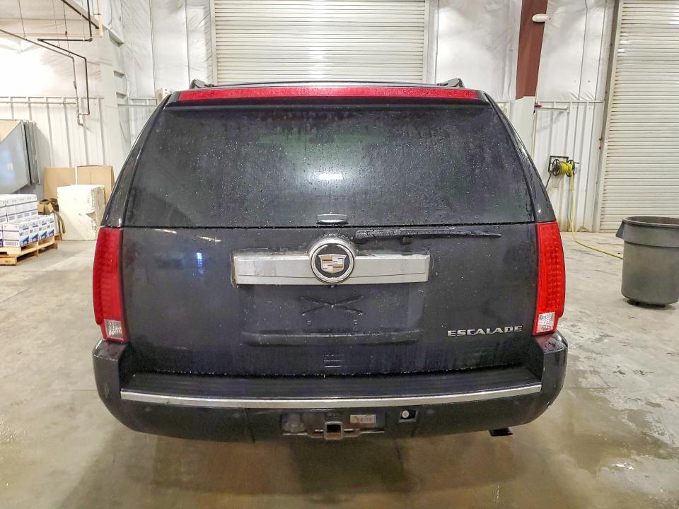 Продажа на аукционе авто 2007 Cadillac Escalade, vin: 1GYFK66897R363711, номер лота: 79213505