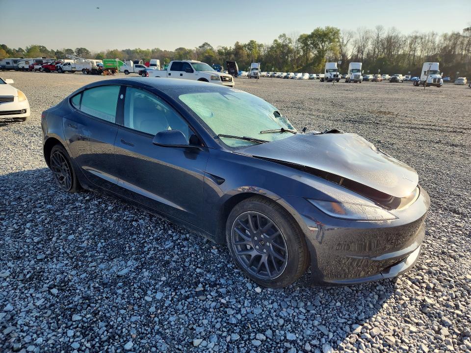 46566436 :رقم المزاد ، 5YJ3E1EBXSF907969 vin ، 2025 Tesla Model 3 مزاد بيع