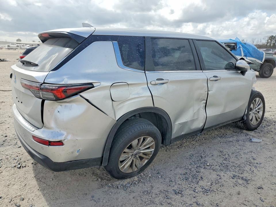 Auction sale of the 2025 Mitsubishi Outlander, vin: JA4J3UA81SZ054357, lot number: 79606545