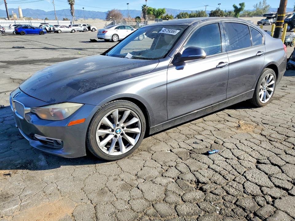 45759366 :رقم المزاد ، WBA3C1C58CF431492 vin ، 2012 Bmw 328 مزاد بيع