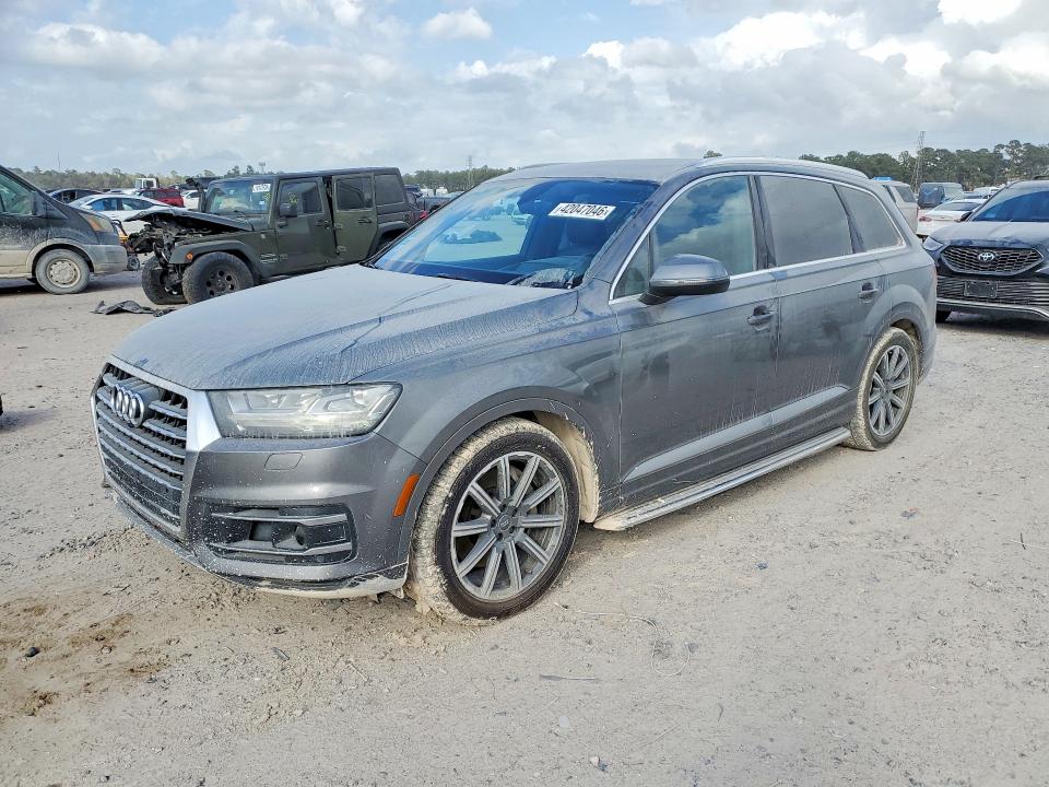 42047046 :رقم المزاد ، WA1VABF72JD009581 vin ، 2018 Audi Q7 مزاد بيع