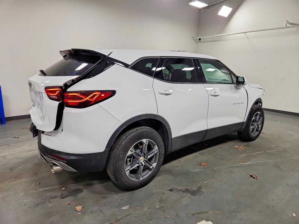 Продажа на аукционе авто 2025 Chevrolet Blazer, vin: 3GNKBCR46SS238531, номер лота: 46212556