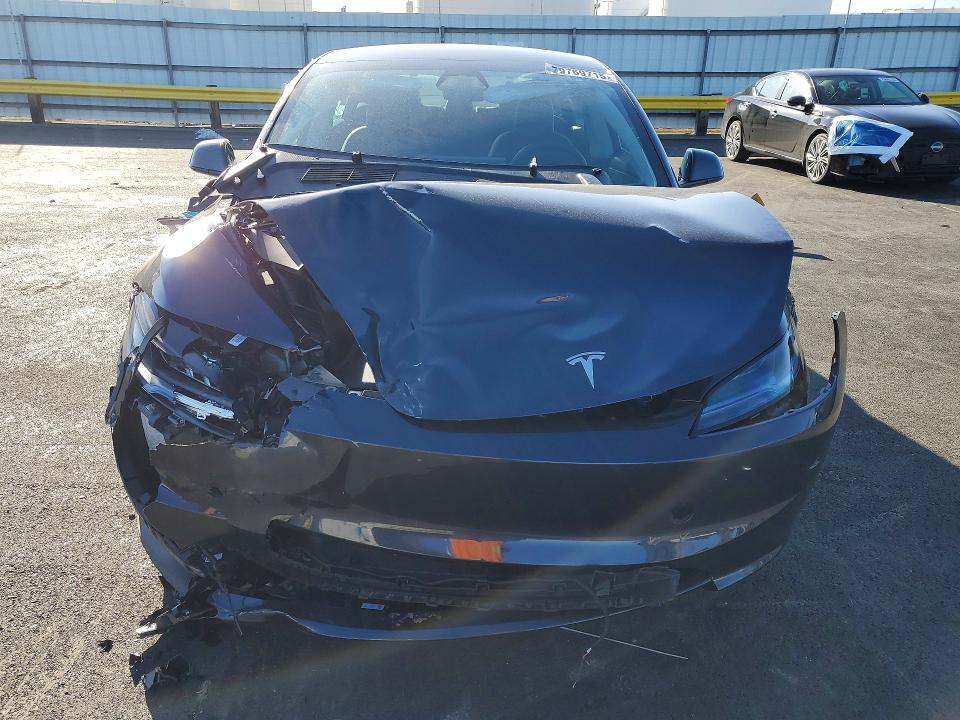 2025 Tesla Model 3 მანქანა იყიდება აუქციონზე, vin: 5YJ3E1EA1SF921055, აუქციონის ნომერი: 79769715