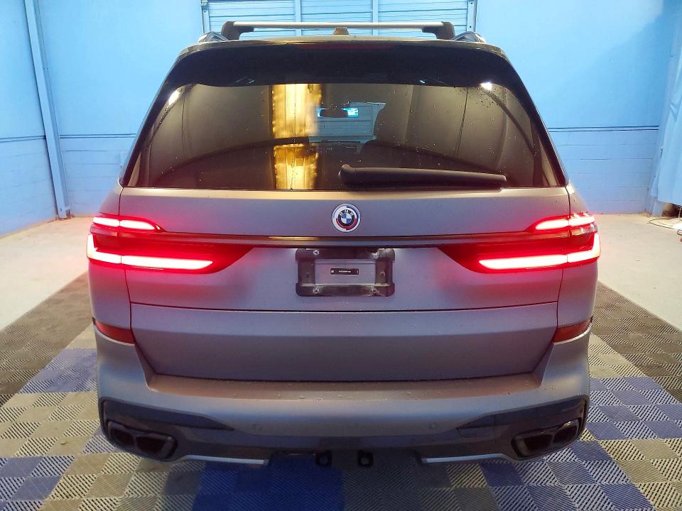 41872956 :رقم المزاد ، 5UX33EM09R9T70057 vin ، 2024 Bmw X7 مزاد بيع
