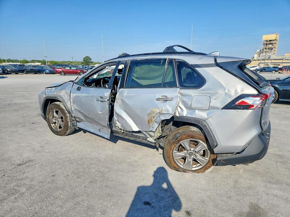 Продажа на аукционе авто 2024 Toyota Rav4, vin: 2T3W1RFV5RW338808, номер лота: 47472096