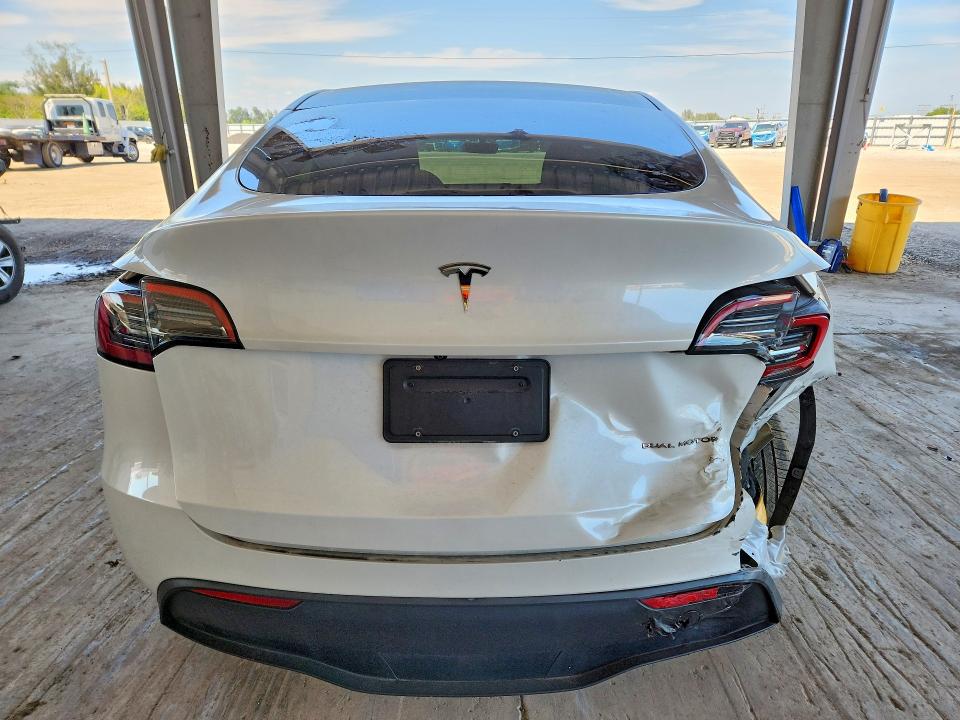 47180826 :رقم المزاد ، 7SAYGDEE4PA037705 vin ، 2023 Tesla Model Y مزاد بيع