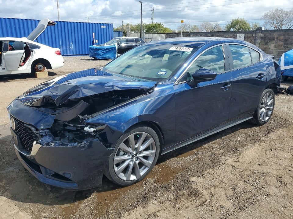 45769536 :رقم المزاد ، 3MZBPACM1SM457454 vin ، 2025 Mazda 3 مزاد بيع