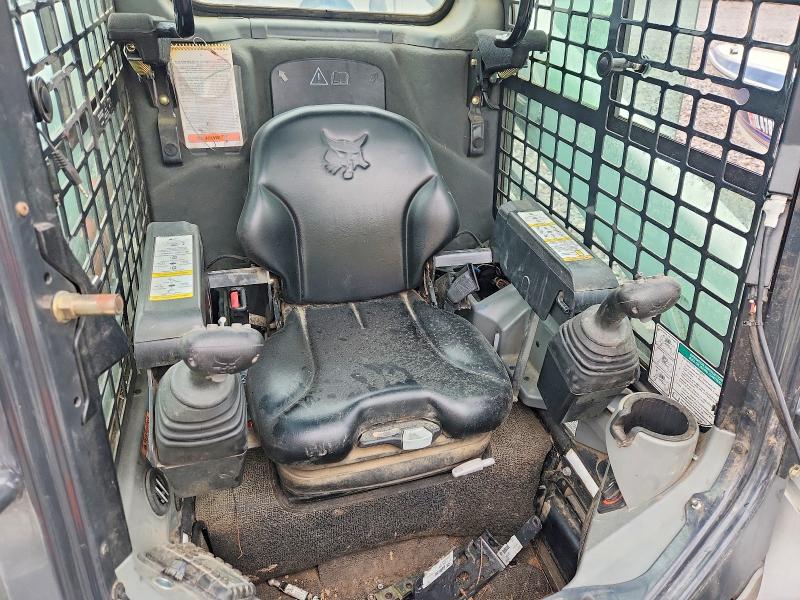 79933765 :رقم المزاد ، ALJU18824 vin ، 2016 Bobcat T590 مزاد بيع