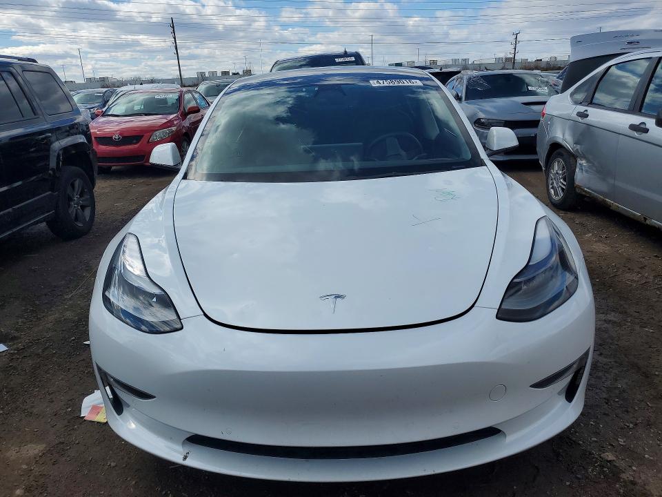 47589016 :رقم المزاد ، 5YJ3E1EB9NF171157 vin ، 2022 Tesla Model 3 مزاد بيع