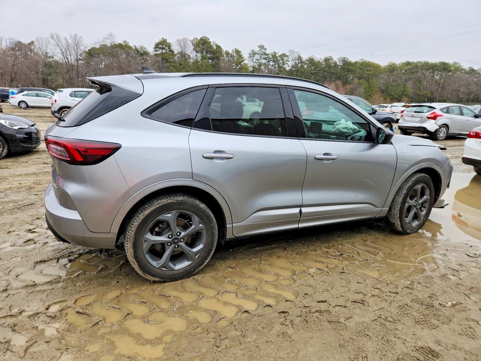 Продажа на аукционе авто 2023 Ford Escape, vin: 1FMCU9MN1PUA63070, номер лота: 79179415