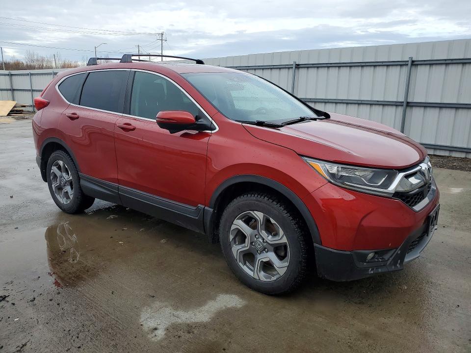 41698616 :رقم المزاد ، 2HKRW2H59JH150484 vin ، 2018 Honda Cr-v مزاد بيع