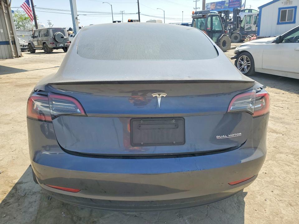 Продажа на аукционе авто 2023 Tesla Model 3, vin: 5YJ3E1EC2PF518548, номер лота: 47995156