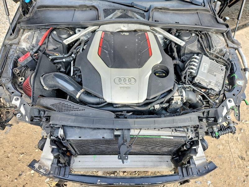 47615246 :رقم المزاد ، WAUB4AF43JA126813 vin ، 2018 Audi S4 مزاد بيع