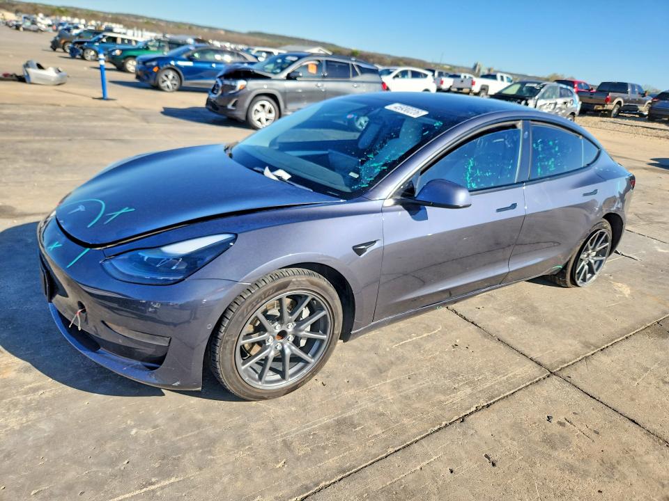 Продажа на аукционе авто 2022 Tesla Model 3, vin: 5YJ3E1EA7NF204258, номер лота: 45930226