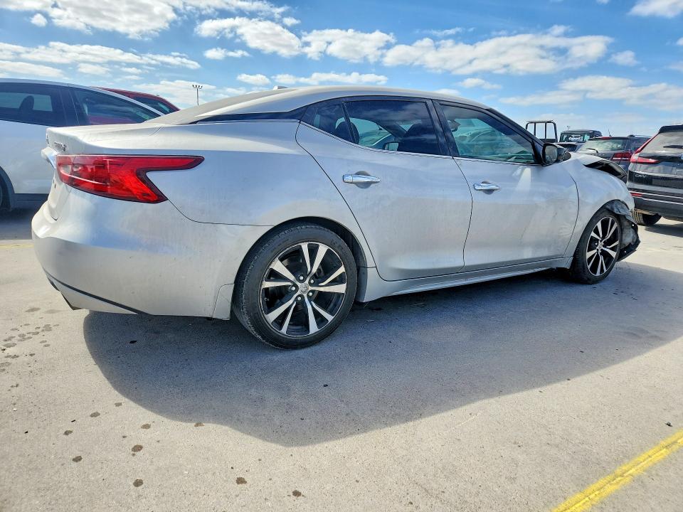 79646425 :رقم المزاد ، 1N4AA6AP3JC392851 vin ، 2018 Nissan Maxima مزاد بيع
