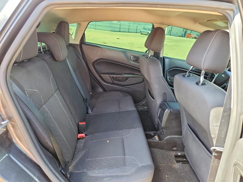 47028926 :رقم المزاد ، 3FADP4EJ3HM122520 vin ، 2017 Ford Fiesta مزاد بيع