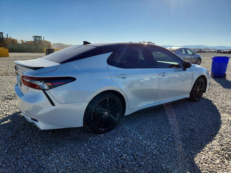 2021 Toyota Camry მანქანა იყიდება აუქციონზე, vin: 4T1K61BK7MU036290, აუქციონის ნომერი: 46890006