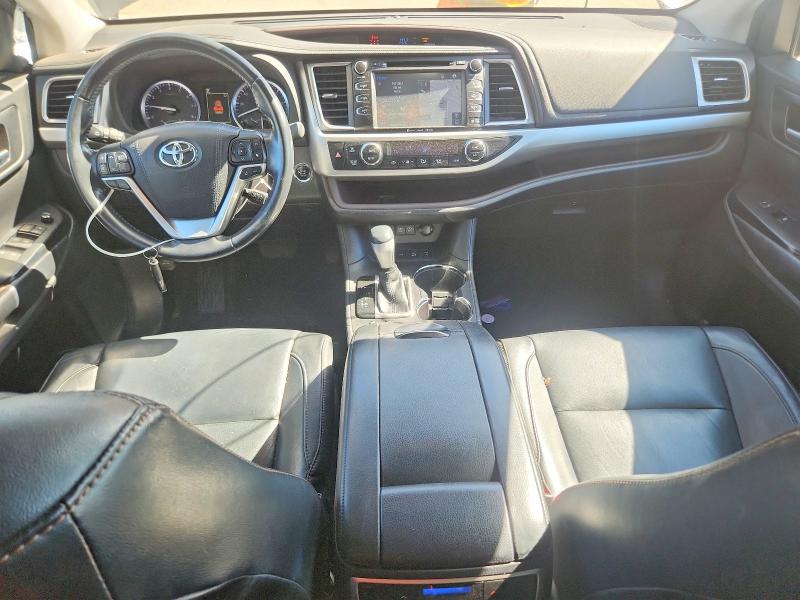 2018 Toyota Highlander მანქანა იყიდება აუქციონზე, vin: 5TDJZRFH4JS534807, აუქციონის ნომერი: 46307006