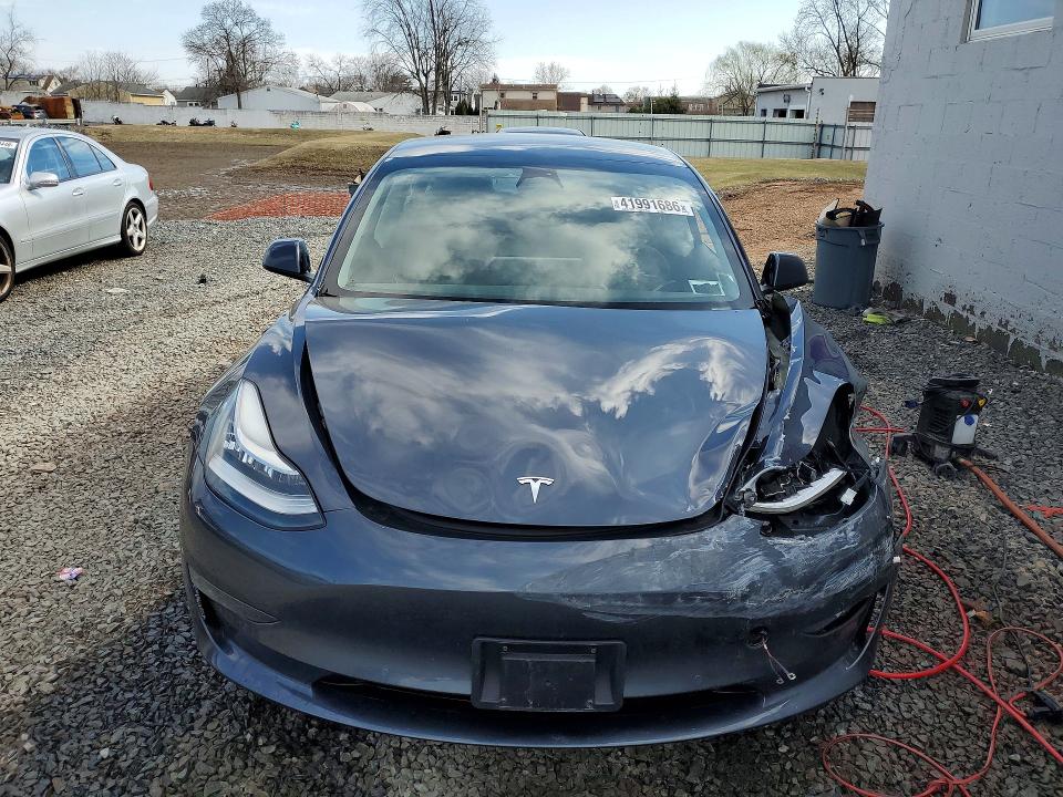 Продаж на аукціоні авто 2022 Tesla Model 3, vin: 5YJ3E1EB1NF260883, номер лоту: 41991686