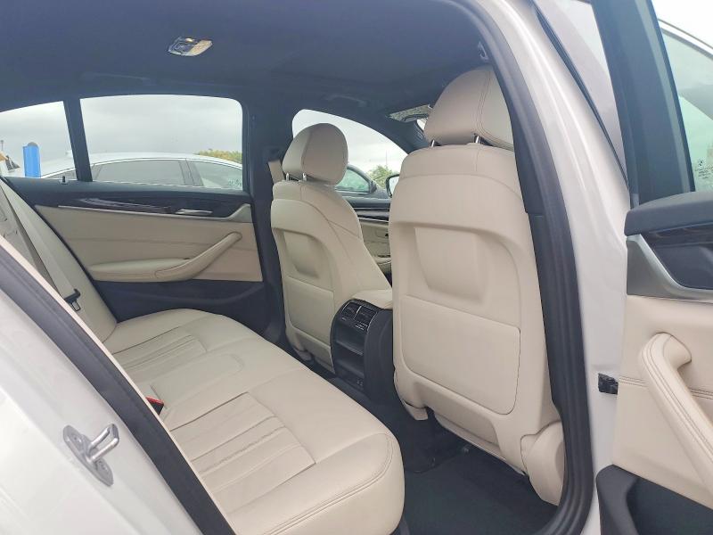 47916926 :رقم المزاد ، WBA13AG04NCJ88709 vin ، 2022 Bmw 530e مزاد بيع